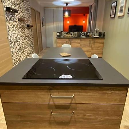 Loft Pied De Coline Au Calme Apartment Ginasservis Ngoại thất bức ảnh