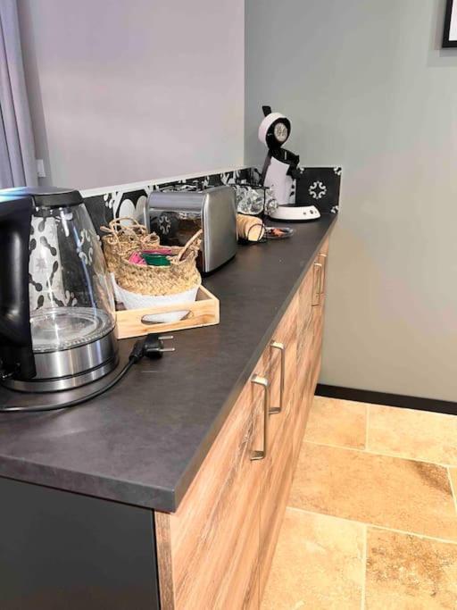 Loft Pied De Coline Au Calme Apartment Ginasservis Ngoại thất bức ảnh