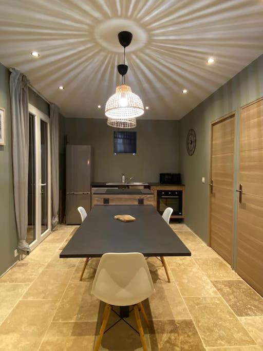 Loft Pied De Coline Au Calme Apartment Ginasservis Ngoại thất bức ảnh
