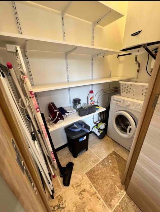 Loft Pied De Coline Au Calme Apartment Ginasservis Ngoại thất bức ảnh